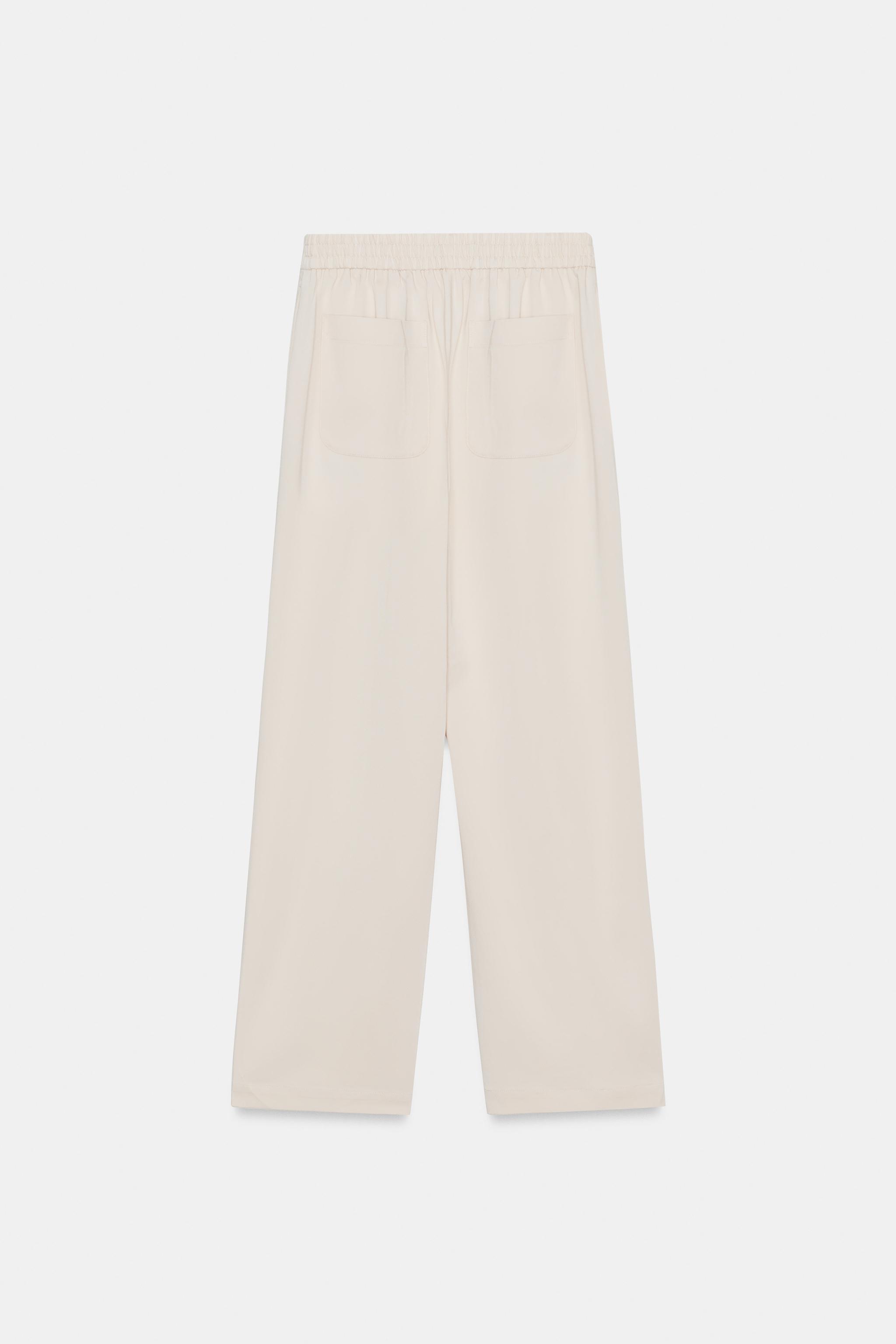 PIN TUCK STRAIGHT LEG PANTS